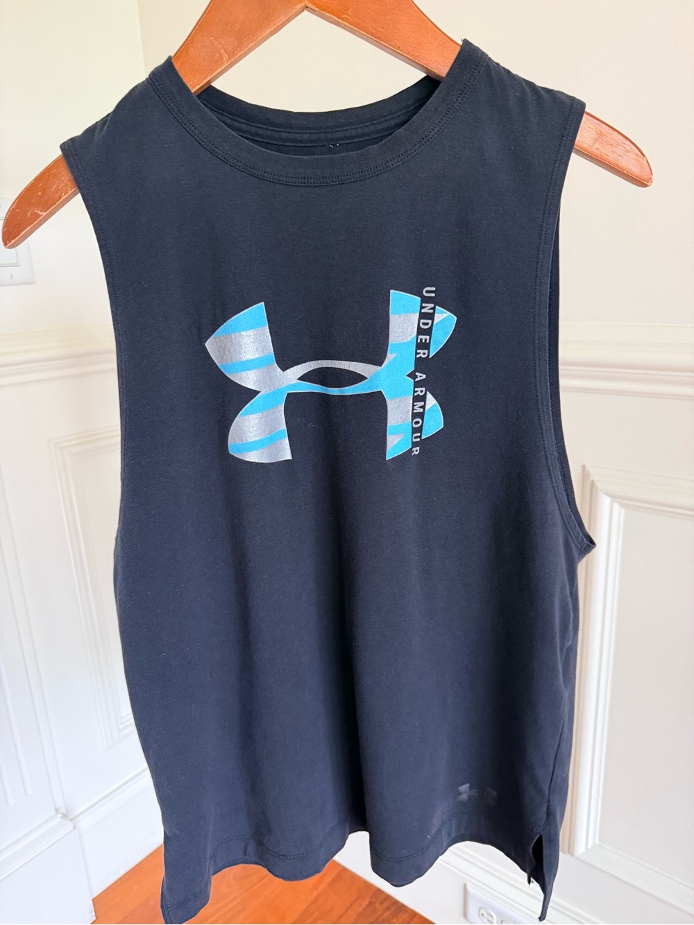 Under Armour Women Tank Top Black Sleeveless Muscle Sport Shirt Logo Size XS/S